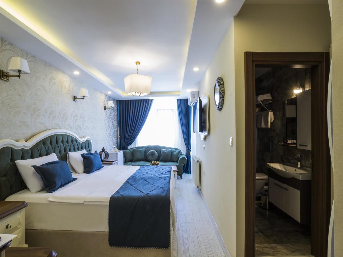 อันดาลุส สวีท โฮเต็ล Hotel ทรับซอน ภายนอก รูปภาพ