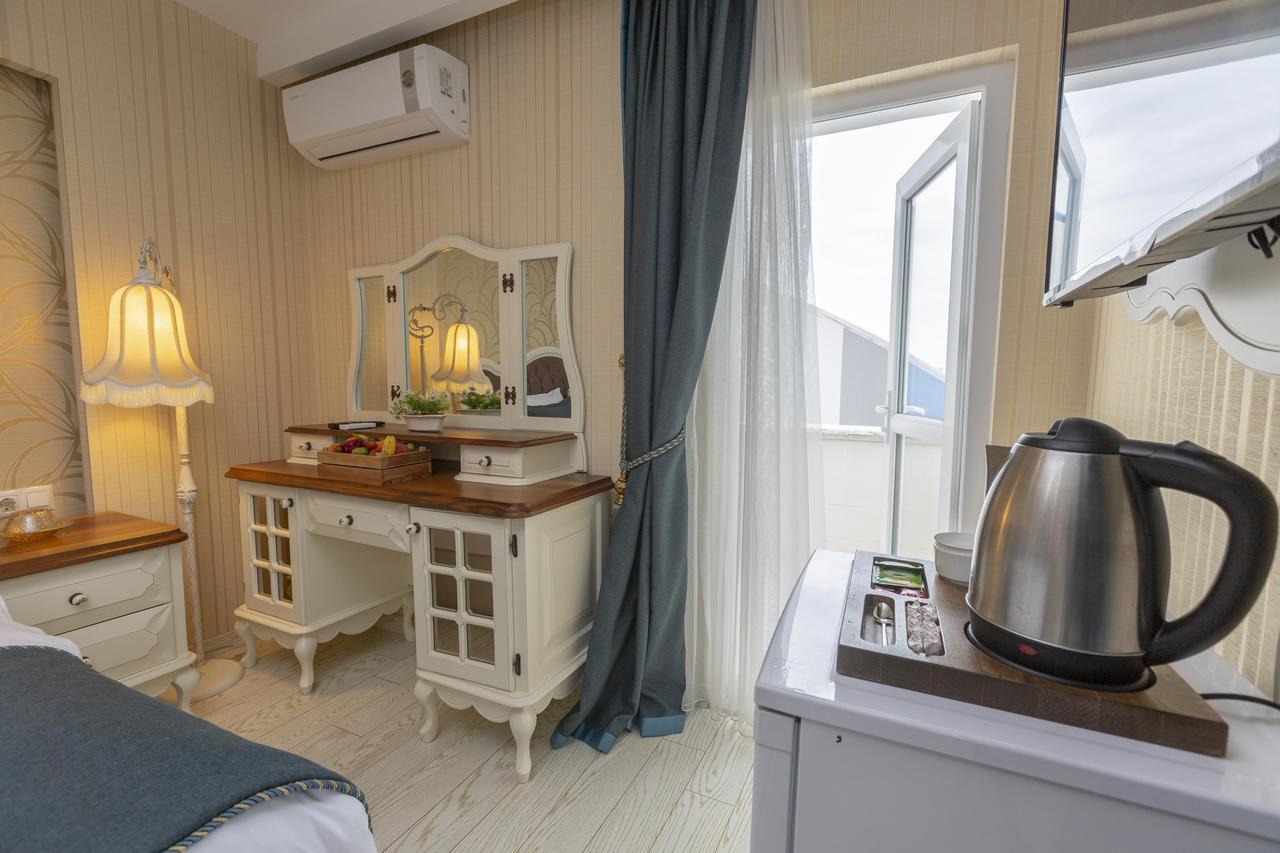 อันดาลุส สวีท โฮเต็ล Hotel ทรับซอน ภายนอก รูปภาพ