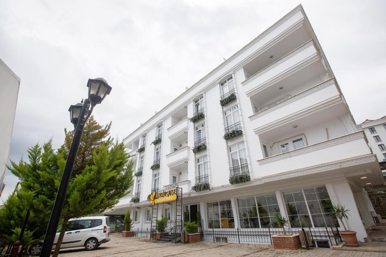 อันดาลุส สวีท โฮเต็ล Hotel ทรับซอน ภายนอก รูปภาพ
