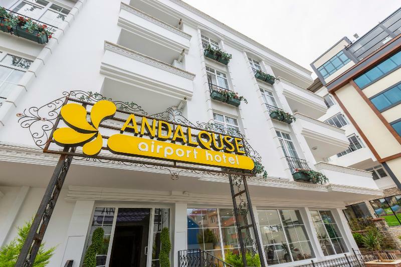 อันดาลุส สวีท โฮเต็ล Hotel ทรับซอน ภายนอก รูปภาพ