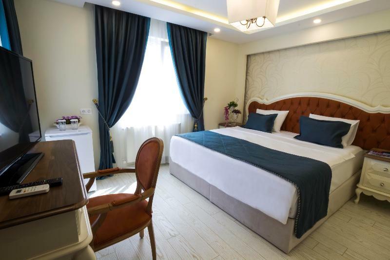 อันดาลุส สวีท โฮเต็ล Hotel ทรับซอน ภายนอก รูปภาพ